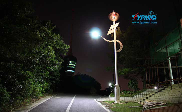 風(fēng)力發(fā)電機在高于工作風(fēng)速范圍時，仍然在工作，剎車系統(tǒng)是否失效，這種情況下能否保證系統(tǒng)安全？
