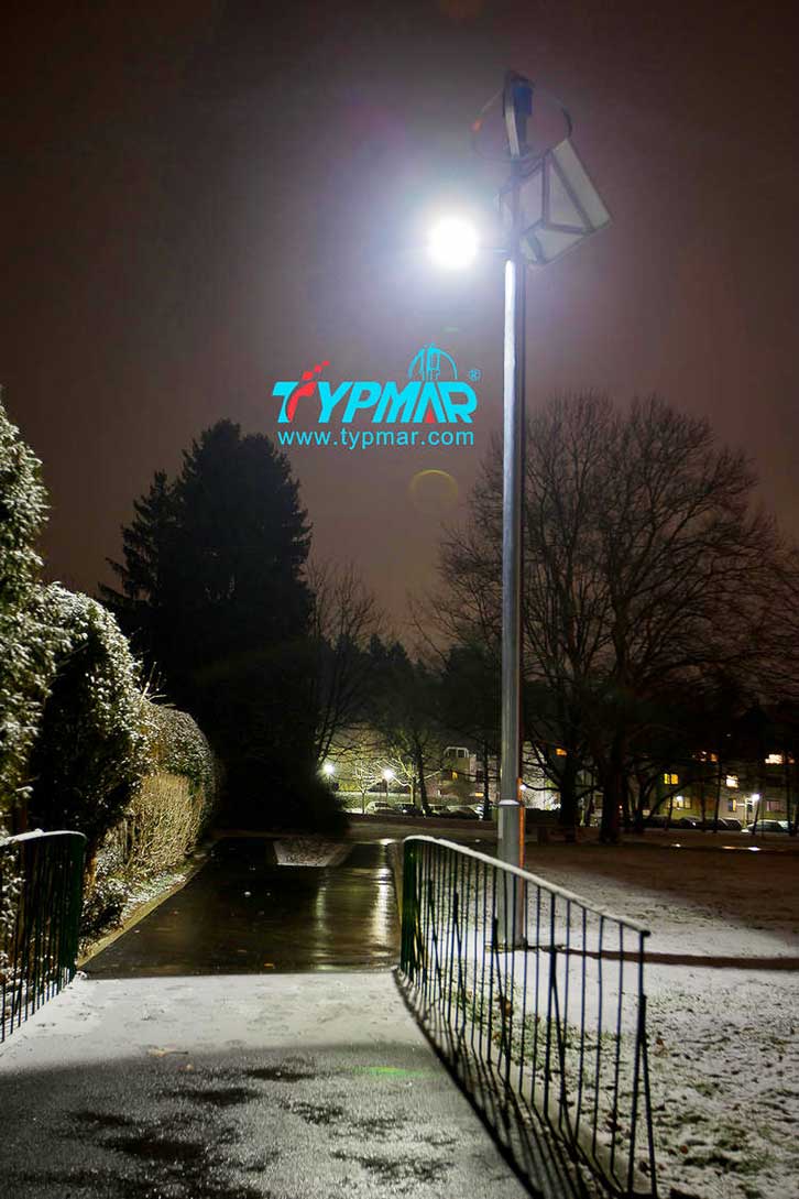 斯洛文尼亞風光互補路燈工程 夜景